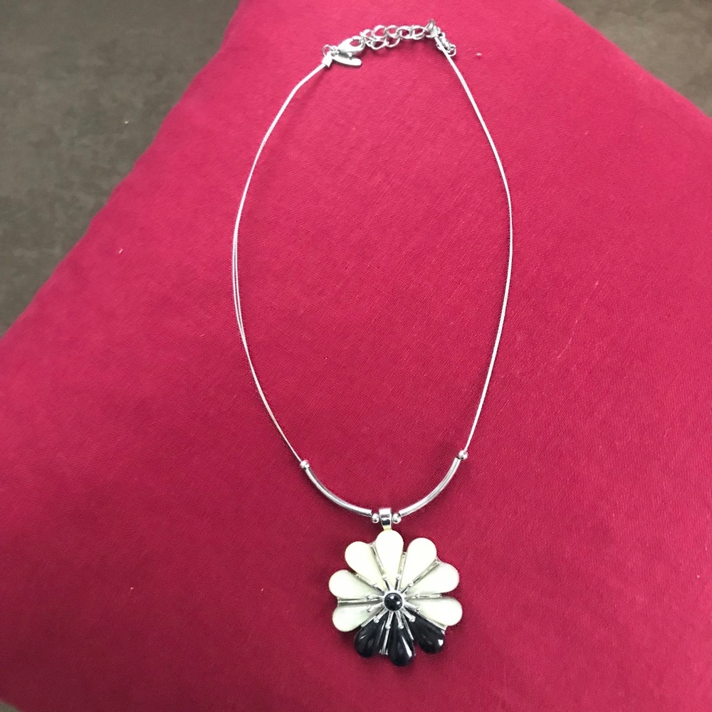 New York and company flower necklace